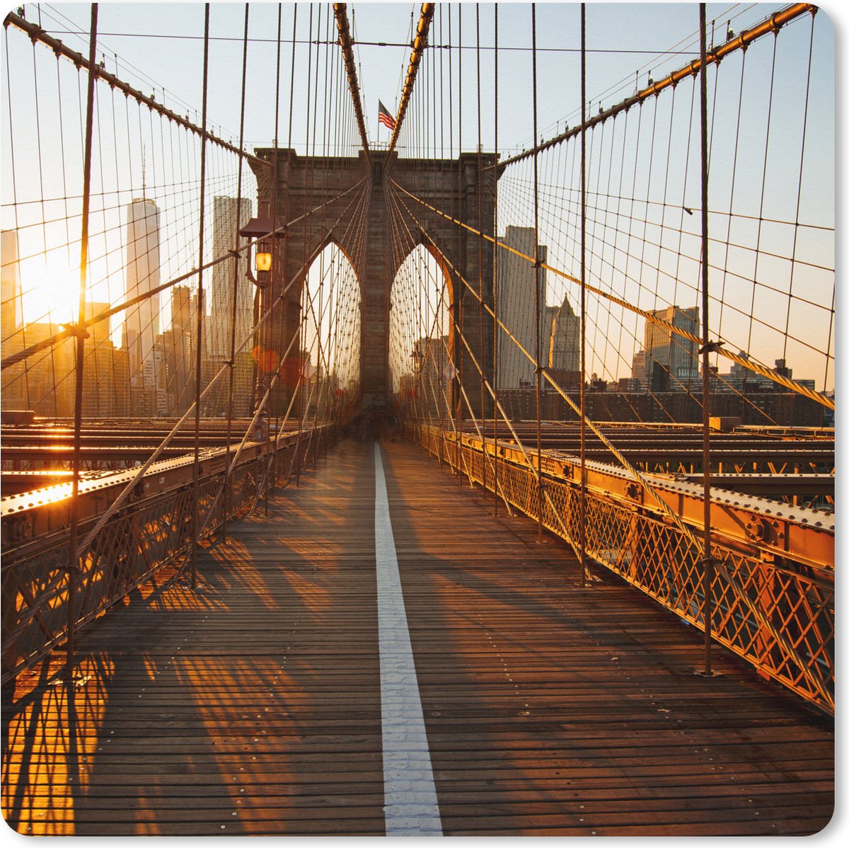 Muismat XXL 60x60 cm - Bureau onderlegger - Bureau mat Brooklyn Bridge in New York tijdens zonsondergang - Bureaumat - Gaming mousepad xl - Bureaulegger groot - Computer deskmat