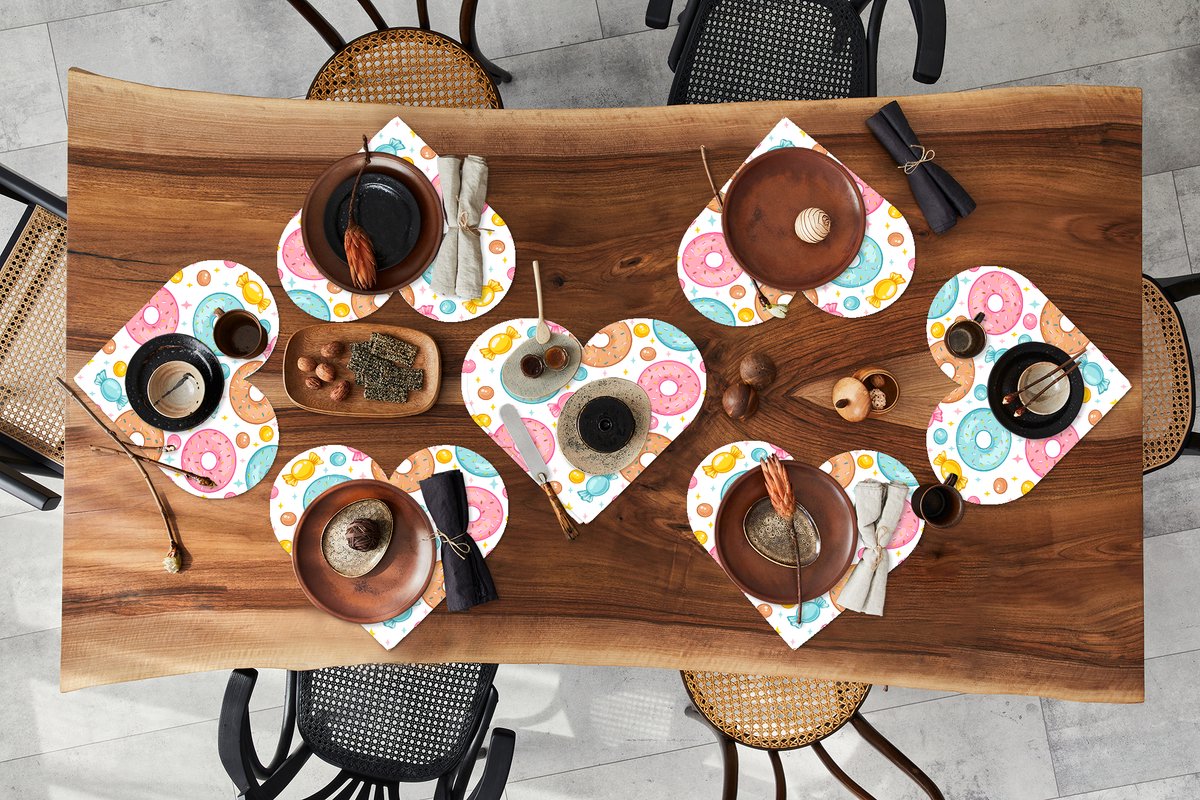 Onderleggers - Placemats - Placemats hartje - Snoep - Donuts - Patronen - 8 stuks
