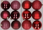 12x stuks kunststof kerstballen mix van aubergine en donkerrood 8 cm - Kerstversiering