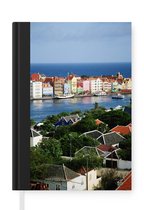 Notitieboek - Schrijfboek - Uitzicht op de huizen van Willemstad in Curaçao - Notitieboekje klein - A5 formaat - Schrijfblok