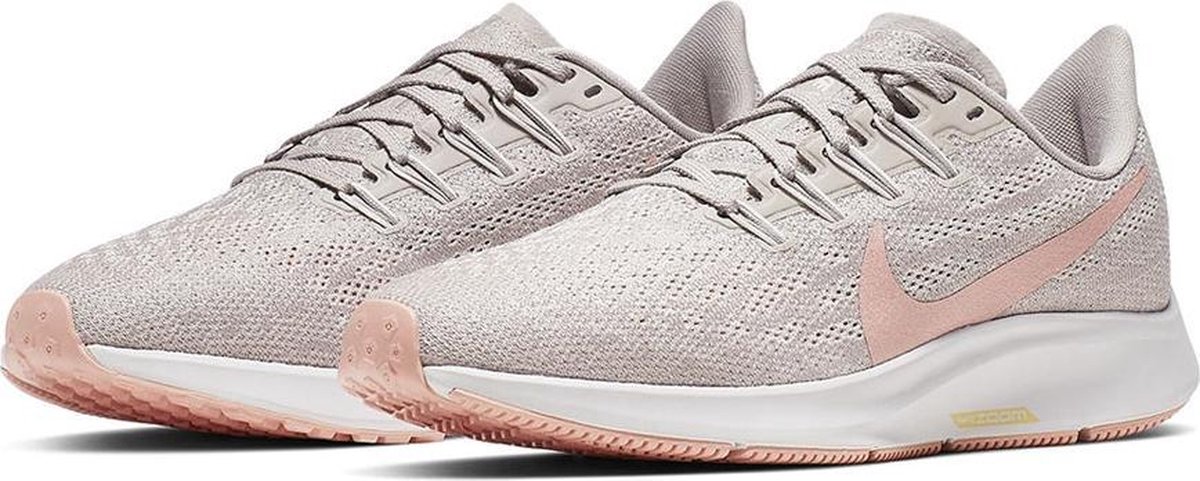 Nike Air Zoom Pegasus 36 Dames Sportschoenen - Pumice/Pink Quartz-Vast  Grey-Celestial Gold - Maat 42