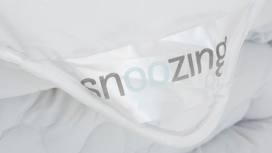 Snoozing Swiss Dreams - 4-seizoenen - Dekbed - Synthetisch - Tweepersoons - 200x220 cm - Wit