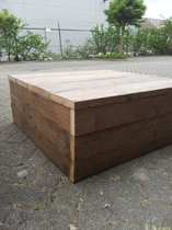 Loungetafel "Garden" van Gebruikt steigerhout 75x75cm