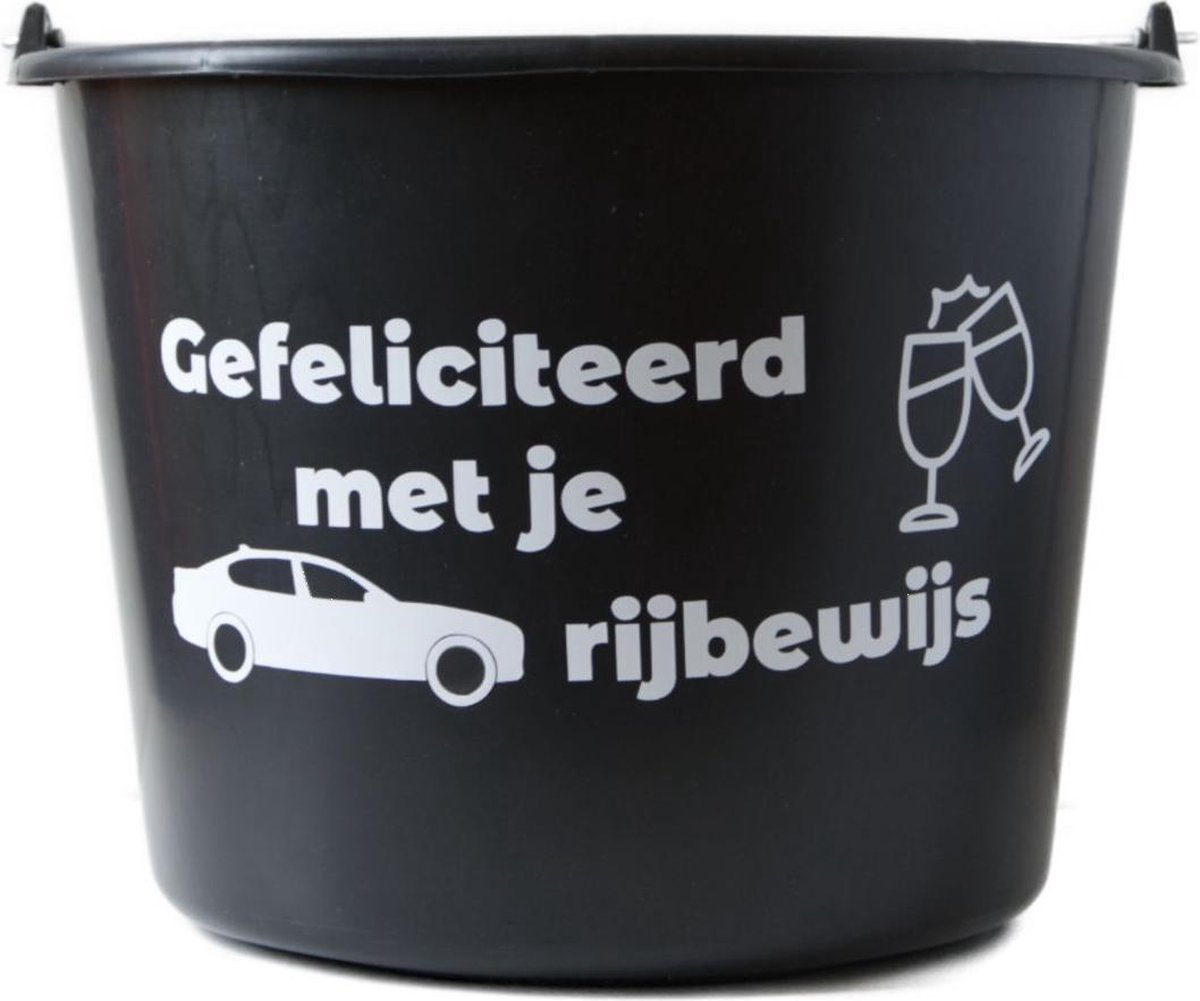 Goedkoopste Cadeau emmer – 12 liter – zwart – met tekst Gefeliciteerd met je autorijbewijs