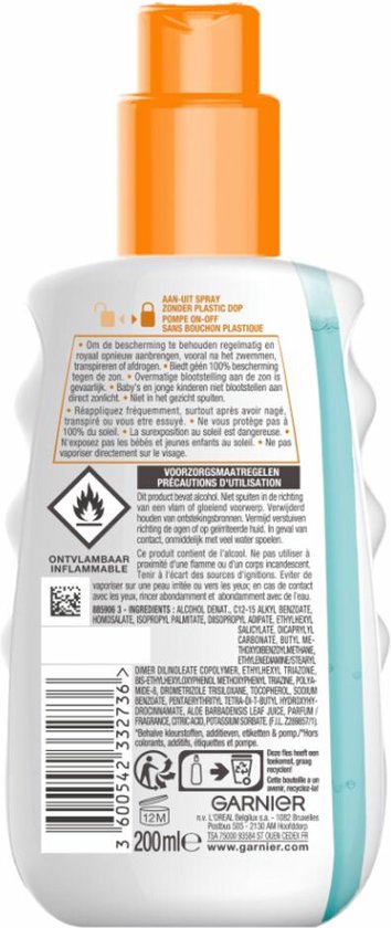Achterkant van Garnier Ambre Solaire Invisible Protect zonnebrandspray SPF 30, 200ml. Met deksel van gerecycled plastic en ingrediëntenlijst.