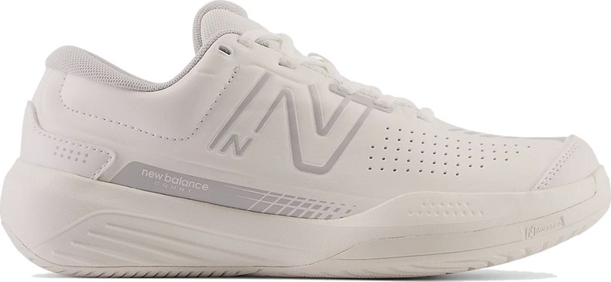 WOMEN’S NEW BALANCE WCH696W5 Beige