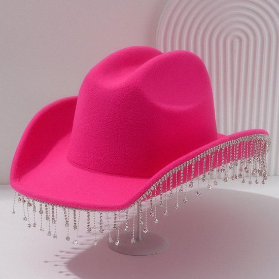 Foto: Zac s alter ego luxury cowboy hat with dangling chain diamante stones hoed cowboyhoed roze