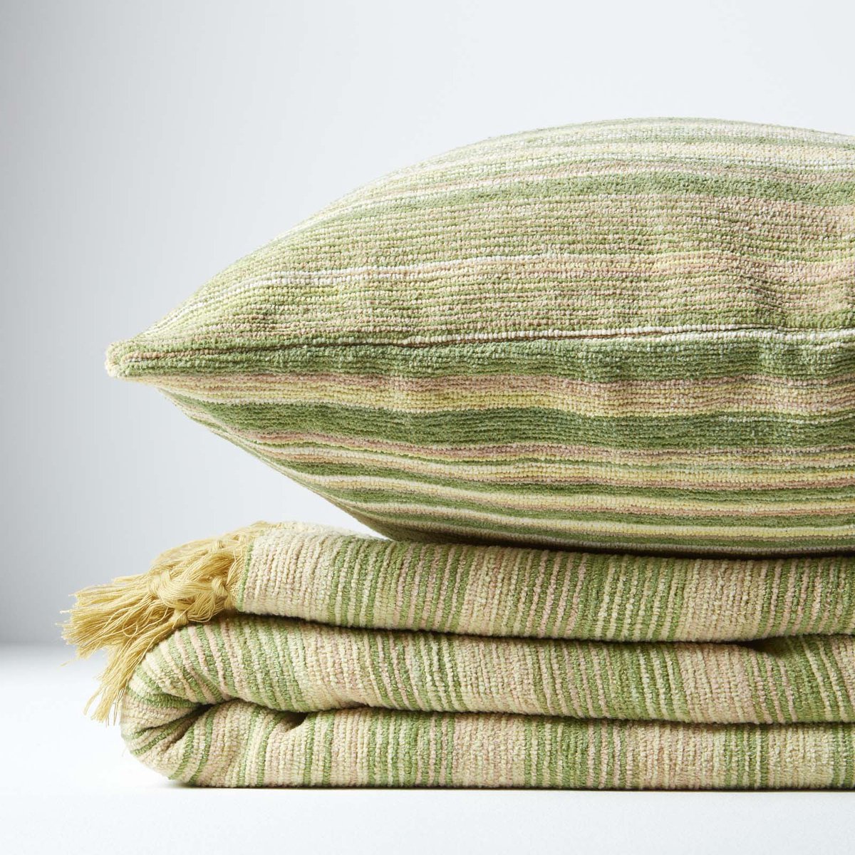 HOMESCAPES Blauwe gestreepte sprei van puur katoen, 225 x 255 cm, van puur katoen, behorend tot de Stripes collectie