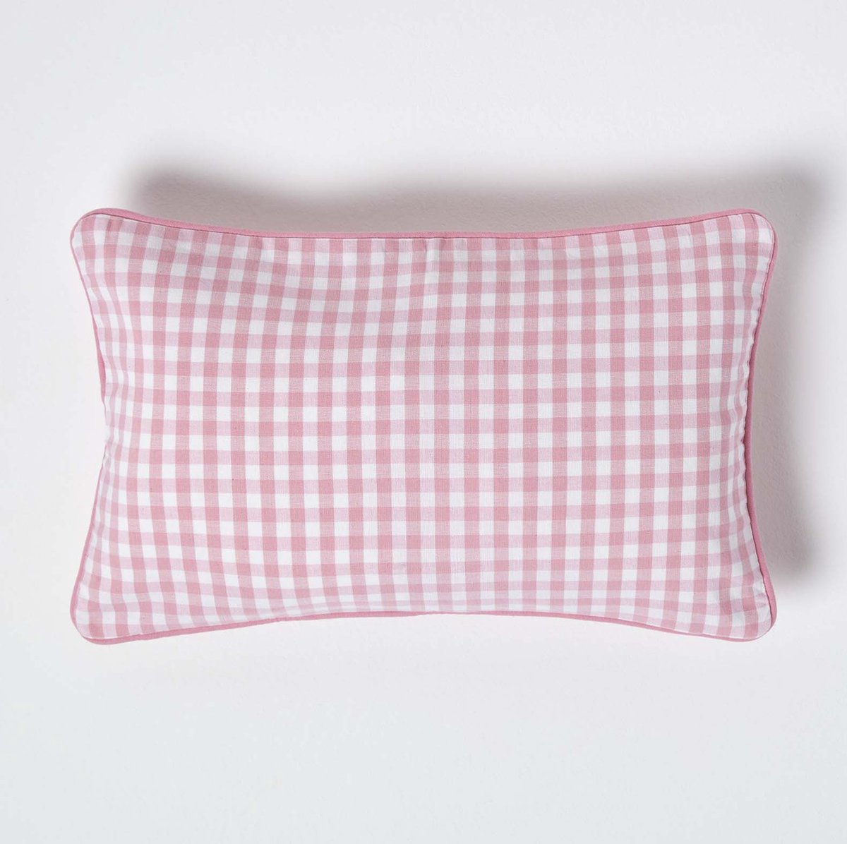 Homescapes Gingham katoenen kussenhoes 30 x 50 cm roze