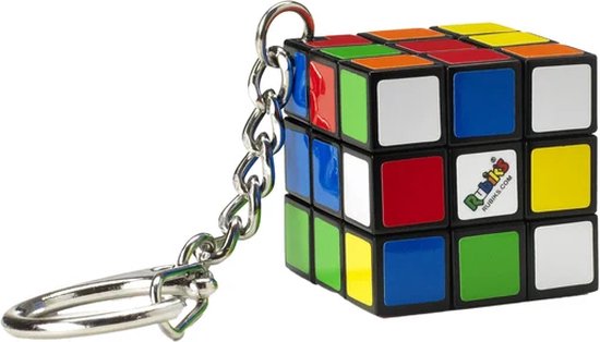 Kleine Rubik's kubus sleutelhanger met gekleurde vlakken en het Rubik's logo op een witte achtergrond.