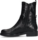 Zwarte chelsea boot met crocoprint, rits aan de zijkant en elastische inzet.
