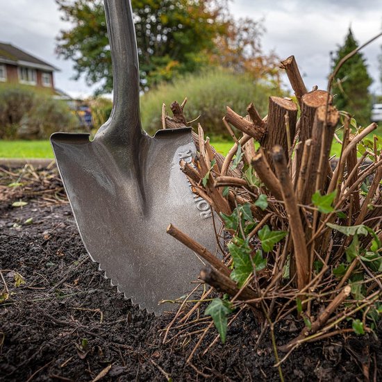 Lange steel gekartelde rand schop voor zware klussen - 146 cm van Fiskars — afbeelding 2