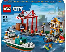 foto van LEGO City Haven met vrachtschip speelgoed 60422