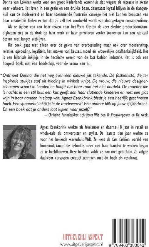 Achterkant van het boek 'Fast Fashion'. Met een foto van Agnes Eszenbrink.
