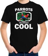 Dieren papegaaien t-shirt zwart kinderen - parrots are serious cool shirt  jongens/ meisjes - cadeau shirt papegaai/ papegaaien liefhebber M (134-140)