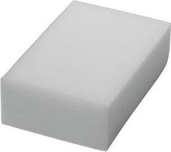 Lichtgrijze, rechthoekige melamine spons.