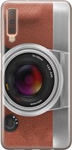 Samsung Galaxy A7 2018 hoesje siliconen - Vintage camera - Soft Case Telefoonhoesje - Print / Illustratie - Bruin