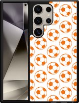 Cazy Hardcase Hoesje geschikt voor Samsung Galaxy S24 Ultra Orange Soccer Balls