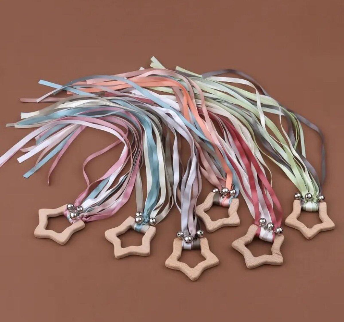 Goedkoopste Montessori houten ster met linten en bellen - muziek - sensomotorisch - baby speelgoed - cadeautip