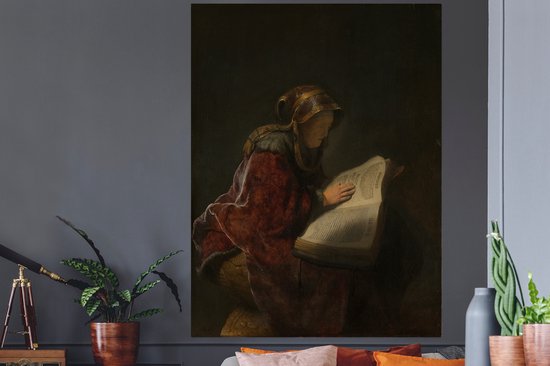 Muurstickers - Sticker Folie - Oude lezende vrouw, waarschijnlijk de profetes Hanna - Rembrandt van Rijn - 120x160 cm - Plakfolie - Muurstickers Kinderkamer - Zelfklevend Behang XXL - Zelfklevend behangpapier - Stickerfolie