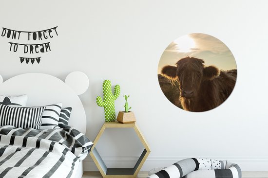 WallCircle - Stickers muraux - Cercle de papier peint - Highlander écossais - Coucher de soleil - Herbe - 50x50 cm - Cercle mural - Autocollant - Sticker papier peint rond