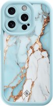 Casimoda® hoesje - Geschikt voor iPhone 14 Pro - Marmer Lichtblauw - Effen telefoonhoesje met lensbescherming - TPU - Backcover - Blauw