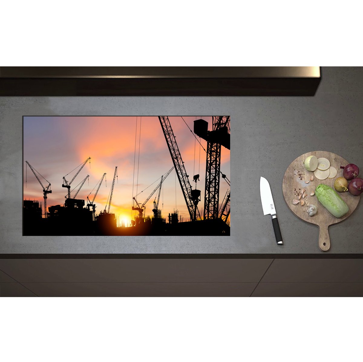 Inductieplaat Beschermer - Bouwplaats met Hijskranen met Zonsondergang - 85x50 cm - 2 mm Dik - Inductie Beschermer - Bescherming Inductiekookplaat - Kookplaat Beschermer van Wit Vinyl