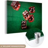 MuchoWow® Glasschilderij 60x40 cm - Schilderij acrylglas - Rode dobbelstenen vallen op groene tafel - Foto op glas - Schilderijen