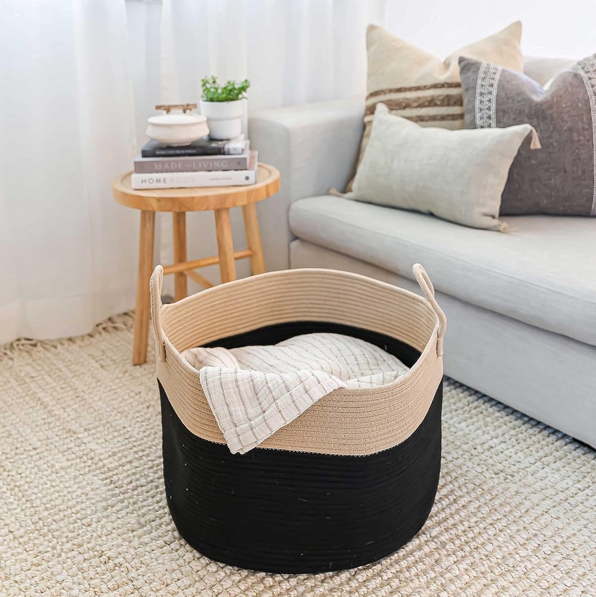 Goedkoopste Wasmand Riet - Wasmand Gevlochten - 50x33 CM - Zwart