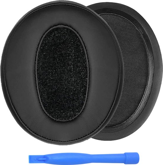 Deux coussinets d'oreille noirs avec un insert en mousse et un outil bleu.