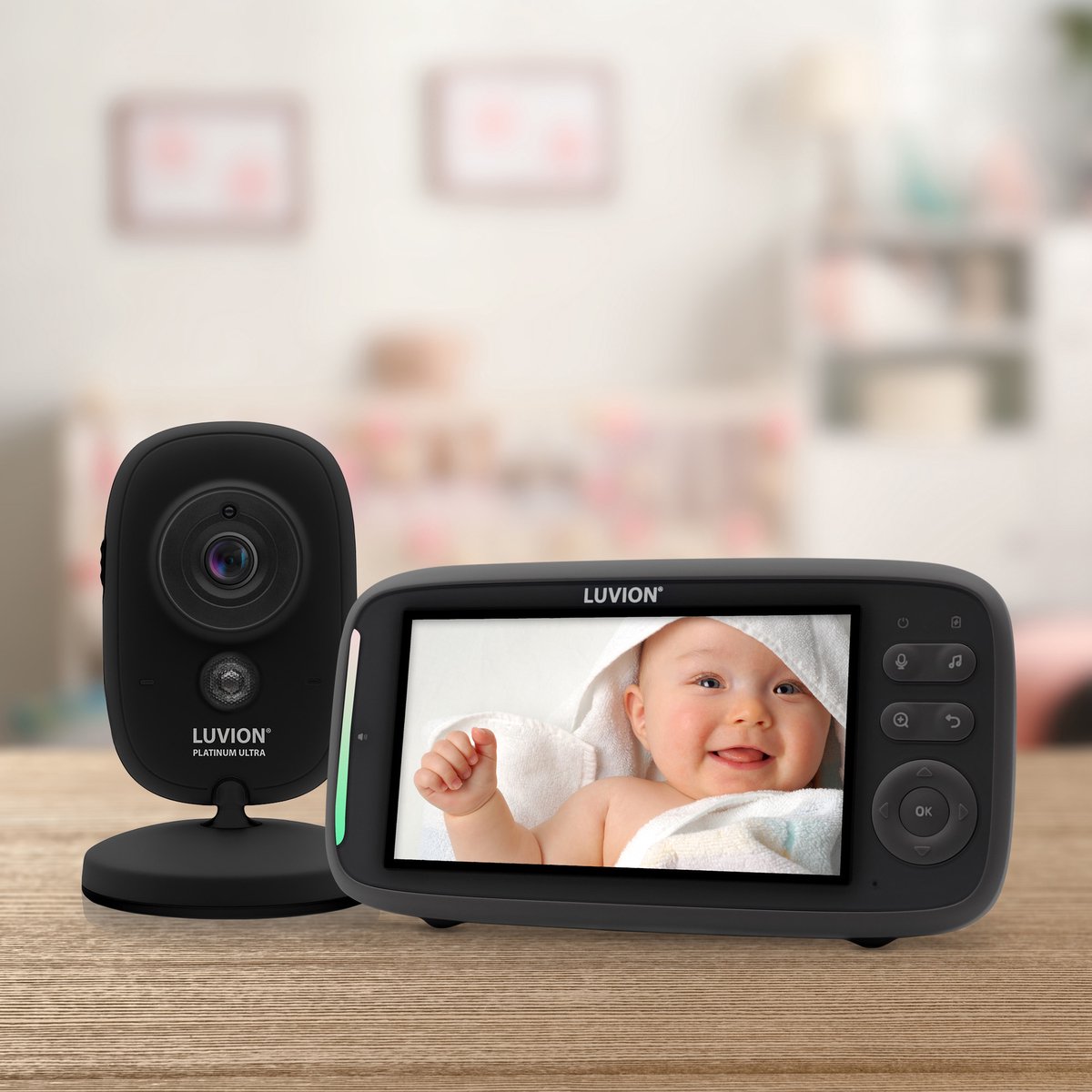 Afbeelding 3 van LUVION® Platinum Ultra Black - Babyfoon met Camera - Uitbreidbaar tot 4 Baby Camera's - Premium Baby Monitor