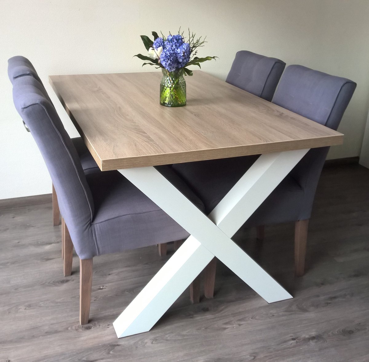 Ik Woon Modern Eettafel Milaan - Kruispoot - X poot - Licht Bruin Eiken / Wit Onderstel - 90 x 180 cm Wit / Licht Bruin Eiken