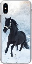 Geschikt voor iPhone Xs hoesje - Paard - Sneeuw - Bos - Siliconen Telefoonhoesje