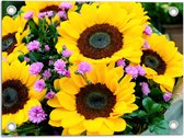 Tuinposter – Boeket van Grote Gele Bloemen met Paarse Kleine Bloemen - 40x30 cm Foto op Tuinposter (wanddecoratie voor buiten en binnen)