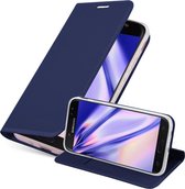 Cadorabo Hoesje voor Samsung Galaxy J7 2017 in CLASSY DONKER BLAUW - Beschermhoes met magnetische sluiting, standfunctie en kaartvakje Book Case Cover Etui