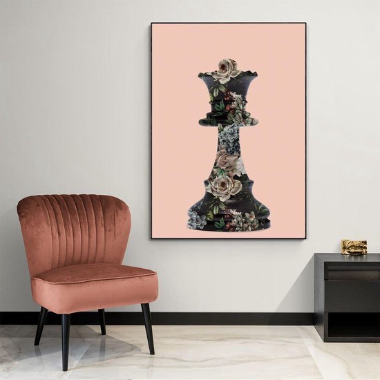 Canvasprint van een donker schaakstuk (koningin) met een gedetailleerd bloemenpatroon.