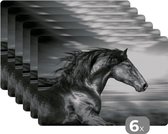 Placemat - Placemats kunststof - Paard - Dieren - zwart - Wit - 45x30 cm - 6 stuks - Hittebestendig - Anti-Slip - Onderlegger - Afneembaar