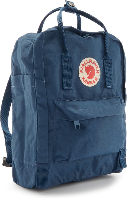 Blauwe Kånken rugzak met Fjällräven logo, zijkant en schouderbanden.