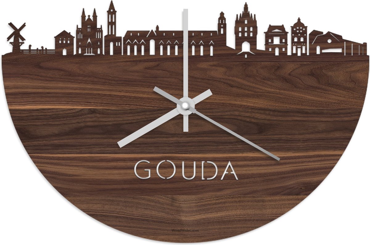 Skyline Klok Gouda Notenhout - Ø 40 cm - Stil uurwerk - Wanddecoratie - Meer steden beschikbaar - Woonkamer idee - Woondecoratie - City Art - Steden kunst - Cadeau voor hem - Cadeau voor haar - Jubileum - Trouwerij - Housewarming - WoodWideCities