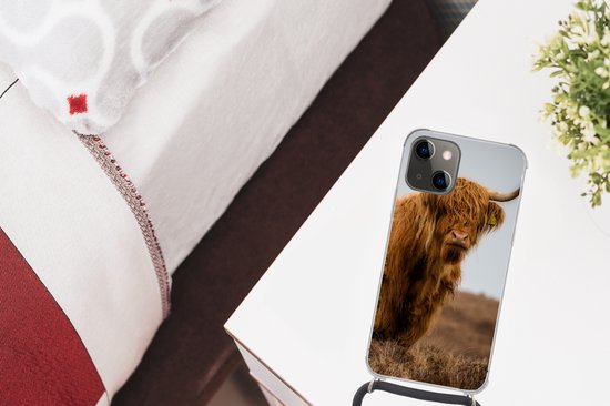 Coque avec cordon iPhone 13 Mini - Highlander écossais - Dune - Herbe - Siliconen - Bandoulière - Coque arrière avec cordon - Coque pour téléphone avec cordon - Coque avec corde