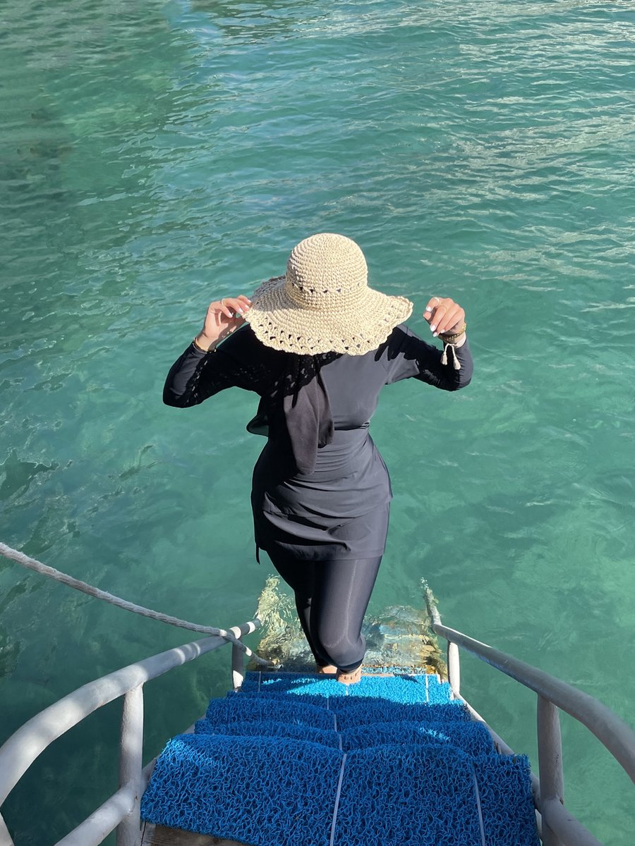 Burkini RIYAD - S van MADAMME BK Paris maat S | Burqini | Burkini | Zwarte bescheiden zwemkleding zwemset: zwemtuniek, zwemlegging & zwemtulband hijab bescheiden zwempak | islamitische badkleding | modest swimwear