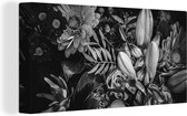 Canvas Schilderij Boeket - Stilleven - Bloemen - Planten - Rood - 40x20 cm - Wanddecoratie