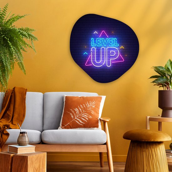 Organische Wanddecoratie - Kunststof Muurdecoratie- Organisch Schilderij - Gaming - Neon - Level Up - Quotes - Gamen- 60x60 cm - Organische spiegel vorm op kunststof