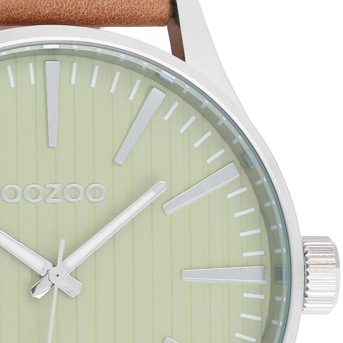 OOZOO Timepieces - Zilverkleurige horloge met camel leren band - C8560