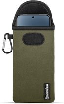 Hoesje voor Xiaomi 15 - MobyDefend Neopreen Pouch Met Karabijnhaak - Insteekhoesje - Riemlus Hoesje - Groen - GSM Hoesje - Telefoonhoesje Geschikt Voor: Xiaomi 15