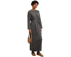 Trendyol Bruine Ribgebreide Jurk Met Riem Tctaw24Eb00008