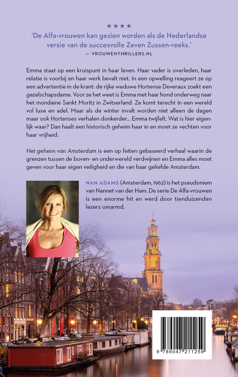 Achterkant van het boek 'Het geheim van Amsterdam', met portret van Nan Adams en een foto van een gracht in Amsterdam.
