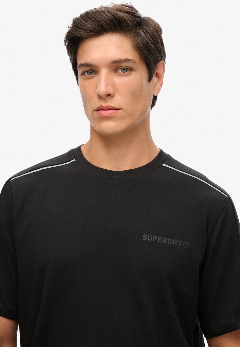 Superdry Tech T-shirt met relaxte pasvorm en logo Heren T-shirts Zwart