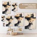 Collage van het abstracte schilderij van een vrouw met hoed, in verschillende formaten: 20x30, 40x60, 60x90, 80x120, 90x140, 100x150 en 120x180 cm.