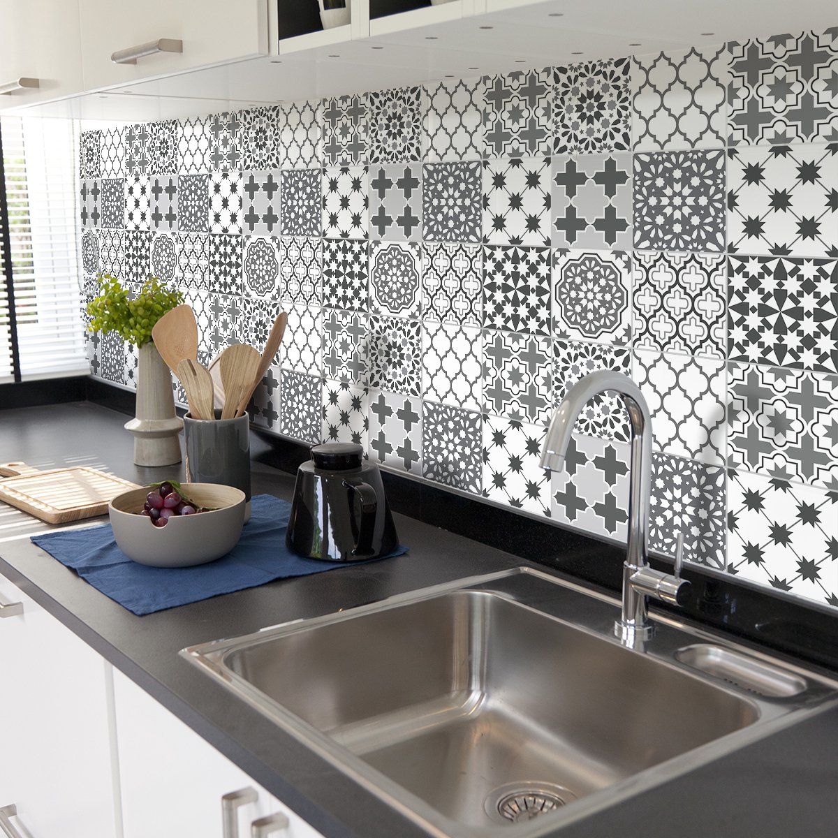 Ambiance Sticker Zelfklevende tegelmuurstickers voor keuken en badkamer - 30 cementtegelstickers, Azulejos-stijl, Thibo - 30 stickers, 15x15 cm Multi color